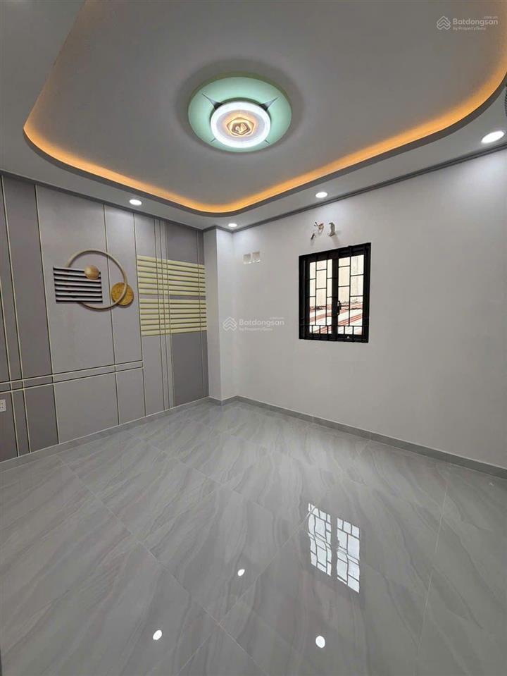Nhà diện tích 23m2 đúc 3 tầng ngay cầu vượt cây gõ p9 quận 6
