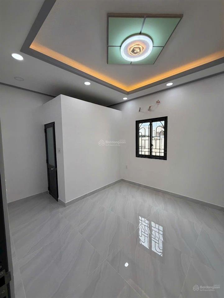 Nhà diện tích 23m2 đúc 3 tầng ngay cầu vượt cây gõ p9 quận 6