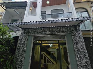 Nhà 4.5m x 12.5m đúc 3 tầng hẻm 4m ngay cầu vượt cây gõ, hồng bàng