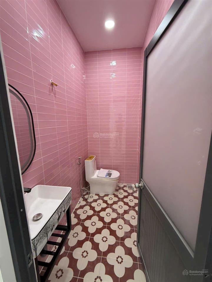 Nhà diện tích 23m2 đúc 3 tầng ngay cầu vượt cây gõ p9 quận 6