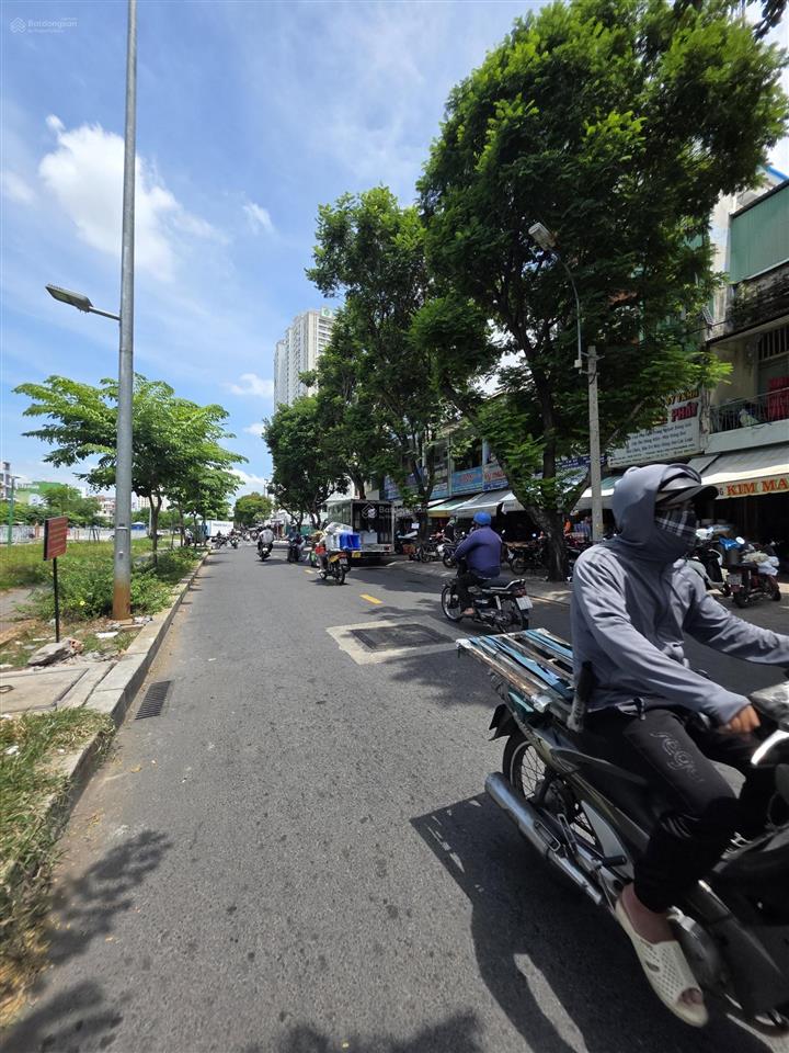 Nhà 4 tầng mặt tiền kinh doanh đường phan văn khỏe p. chợ lớn, ngay chợ kim biên