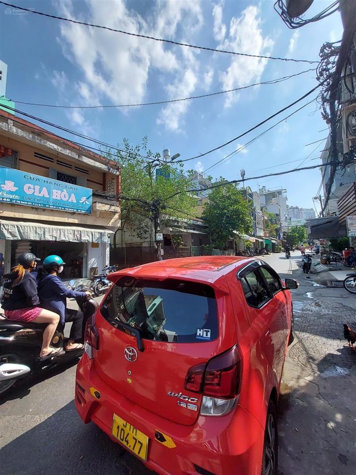 Cho thuê nguyên căn nhà 3 tầng mặt tiền lê thị bạch cát