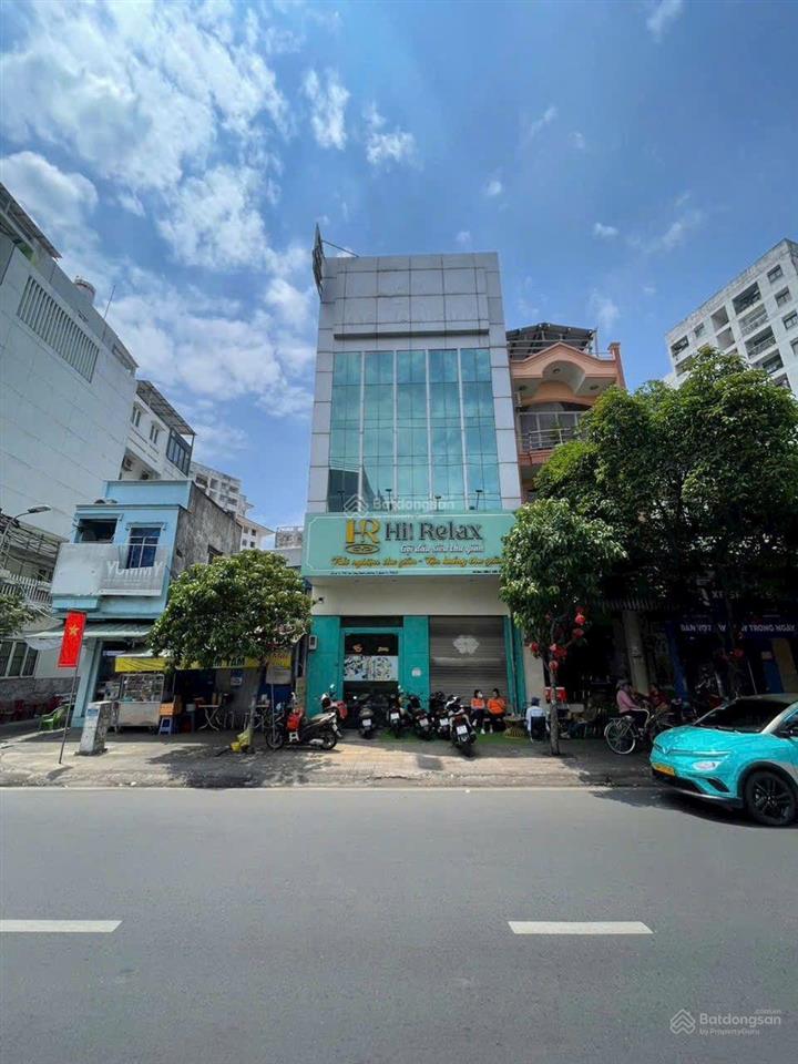 Cho thuê nhà mặt tiền lạc long quân, dt 8m x 8m trệt 3 lầu