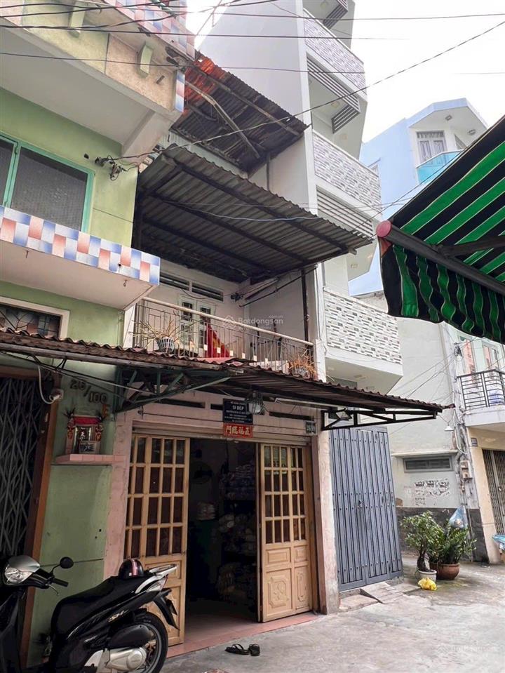 Nhà 3,5m x 12,5m hẻm xe hơi sát mặt tiền khu lê đại hành. giá nhỉnh 6 tỷ