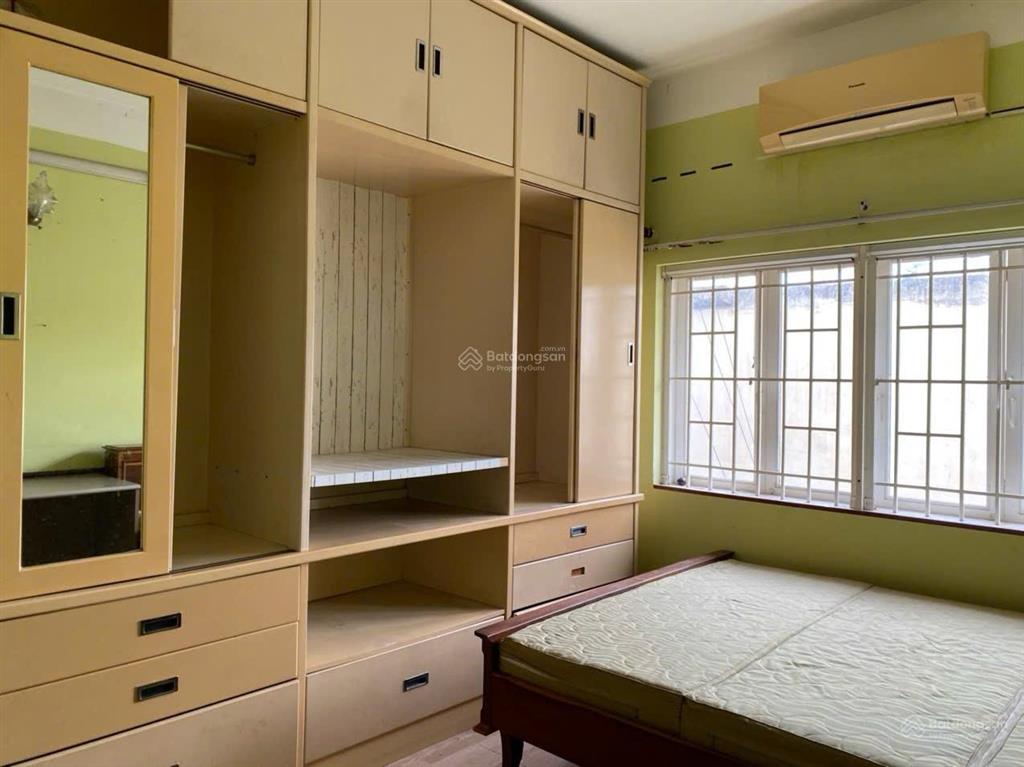 Cho thuê căn hộ chung cư 2pn 1wc thoáng mát yên tĩnh, an ninh, phù hợp hộ gia đình, người đi làm