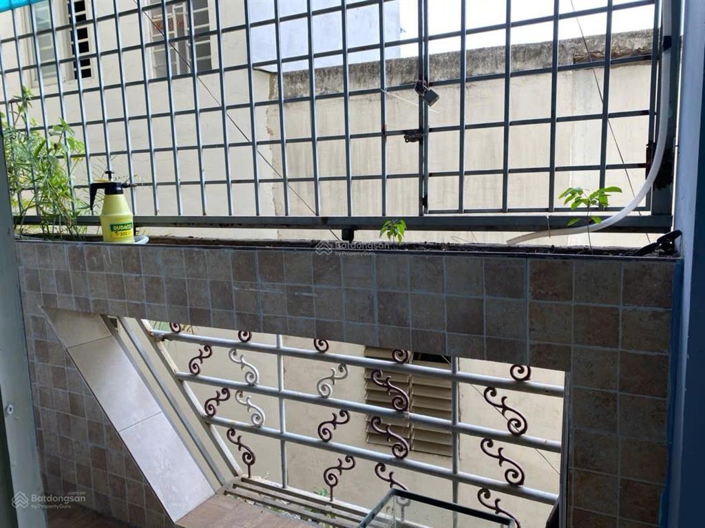 Cho thuê căn hộ chung cư 2pn 1wc thoáng mát yên tĩnh, an ninh, phù hợp hộ gia đình, người đi làm