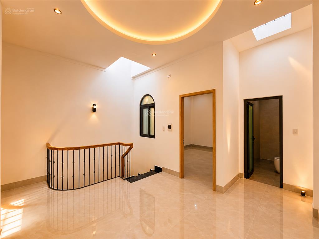 Bán nhà tam hiệp gần chợ cách nguyễn ái quốc chỉ 300m
