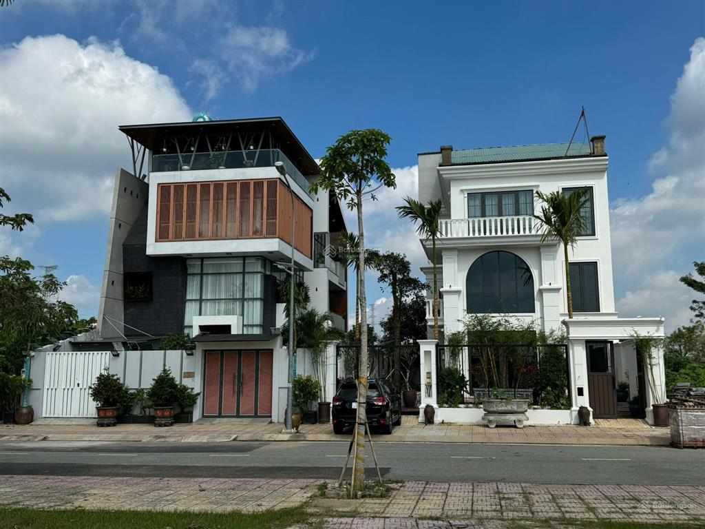 Gia đình cần bán gấp nền biệt thự dự án bộ công an kdc ven sông nhà bè (62 tr/m2)  0909 904 ***
