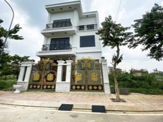 Tôi cần bán gấp nền đất kdc ven sông (dự án bộ công an) dt 6 x 26 giá 13 tỷ 300tr,  0909 904 ***