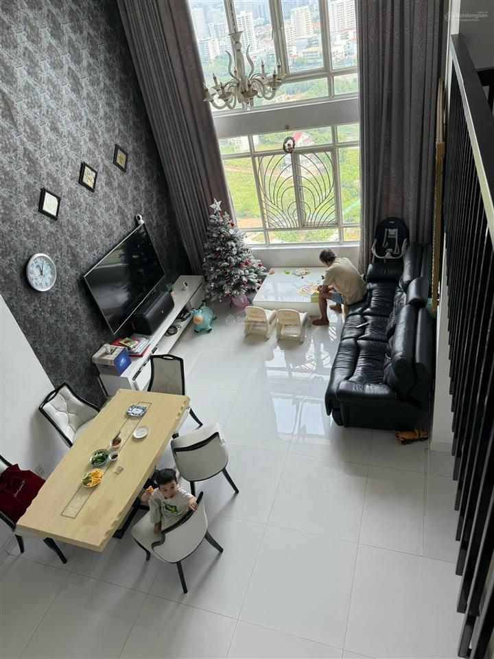 Bán căn hộ 4pn, 3wc, 200m2 tại lô c, phú hoàng anh, 7,7 tỷ vnd