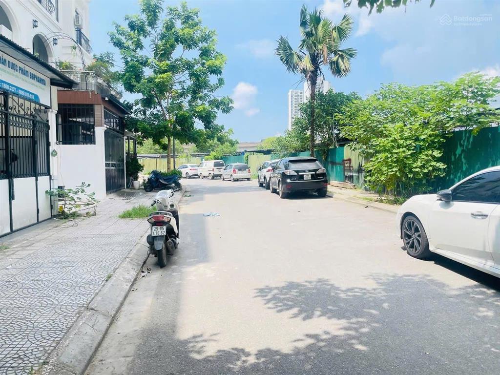 Liền kề kđt mới đại kim hacinco, vị trí kinh doanh cực đẹp, 83m mt 5m, 29 tỷ.