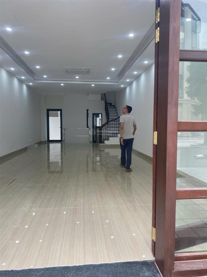Vip vip cần bán gấp liền kề vị trí vip