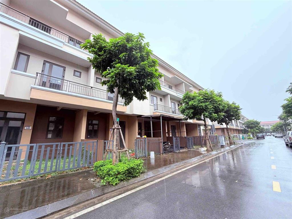 Một trong số ít căn liền kề centa city hướng nam  giá chỉ 3 tỷ 6  sổ hồng trao tay