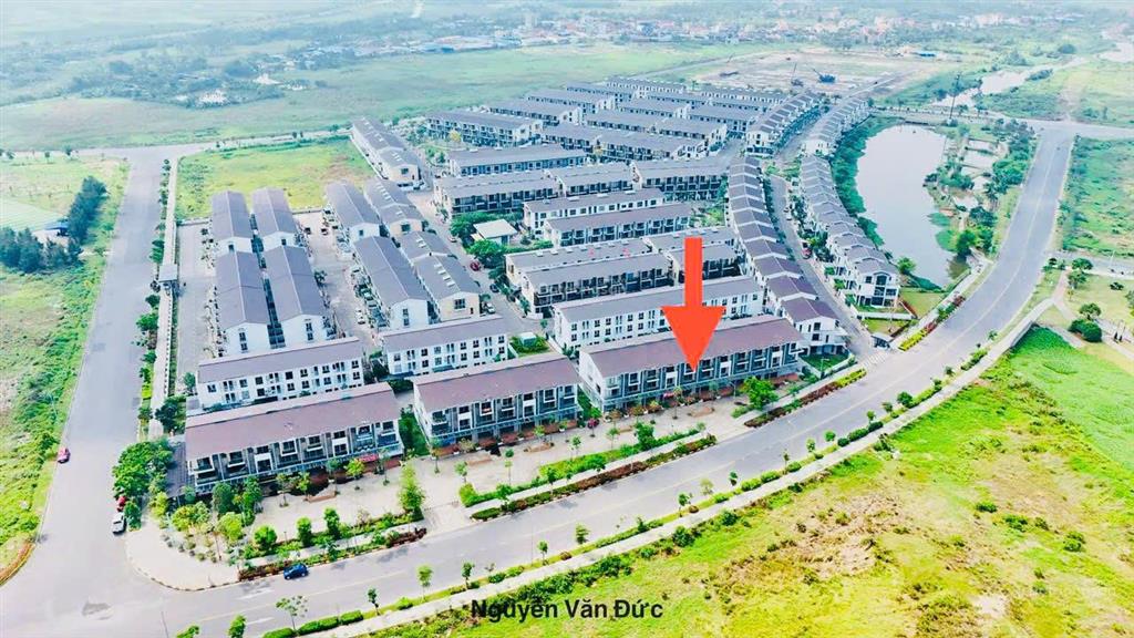 Chủ nhà cần tiền bán gấp căn shophouse beomes  2 mặt thoáng  view công viên, tttm  giá sốc