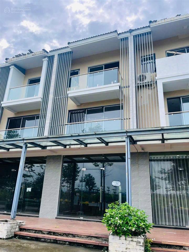 Chủ nhà cần tiền bán gấp căn shophouse beomes  2 mặt thoáng  view công viên, tttm  giá sốc