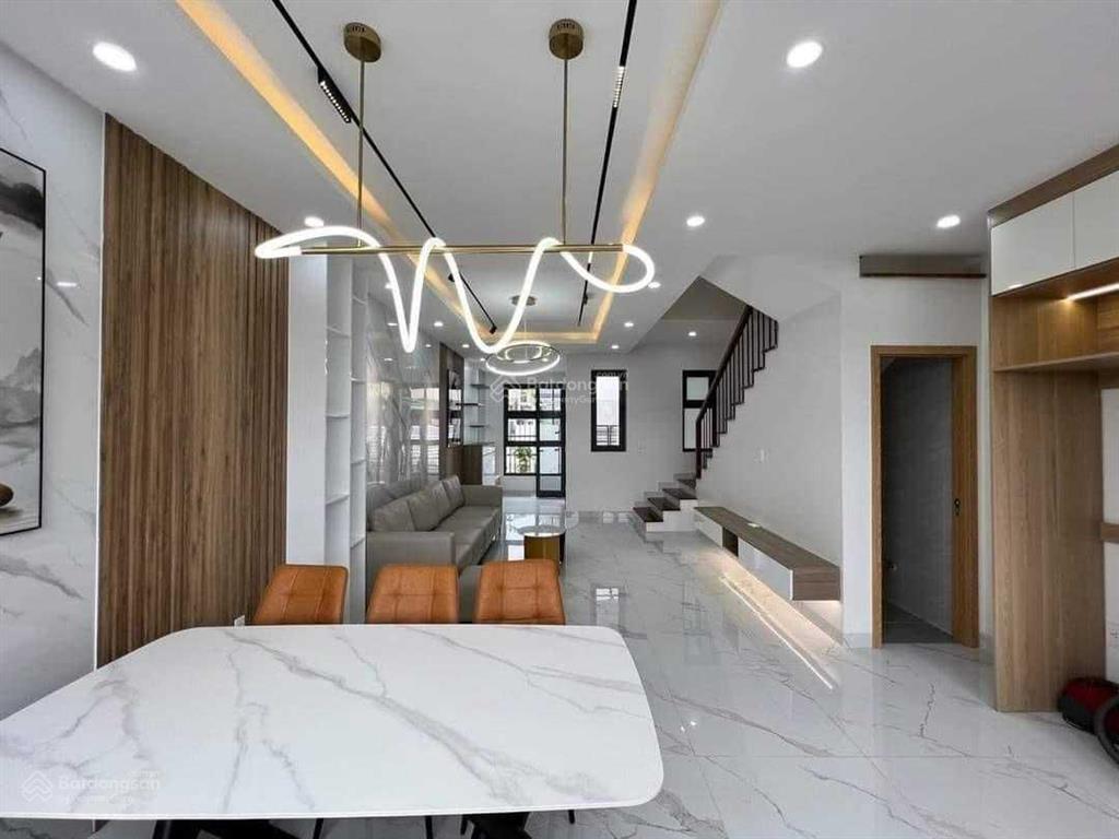 Cho thuê nhà tại centa, beomes chỉ việc xách vali về ở  không lo lụt lội  mất điện  mất nước