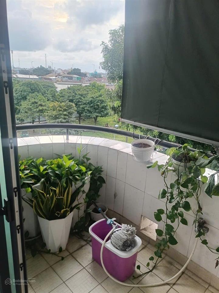 Bán gấp căn hộ nhất lan 1 (a,b) p. tân tạo, shr 78,21m2  2 tỷ 700.  0909 859 *** trâm