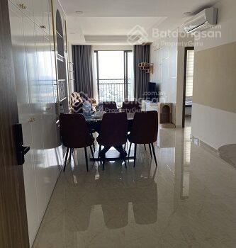 Cho thuê căn hộ 3 pn full nội thất, mặt tiền phạm văn đồng. alo chính chủ 0909 760 ***