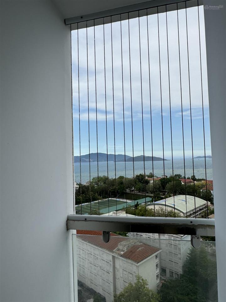 Căn hộ nha trang napoleon 2pn view biển góc giếng trời full nội thất đẹp chỉ 2 tỷ 290tr