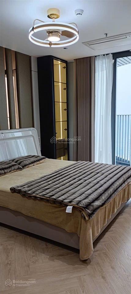 Bán căn hộ ngoại giao đoàn n01t7, tầng cao view hồ, dt 106m2  3pn, full đồ, giá tốt nhất