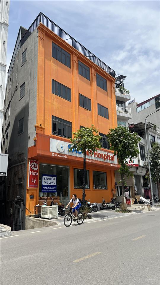 Cho thuê nhà mặt phố xuân diệu 130m x 5 tầng, mt 13m, vew hồ tây  phố tây giá 130 tr/thang