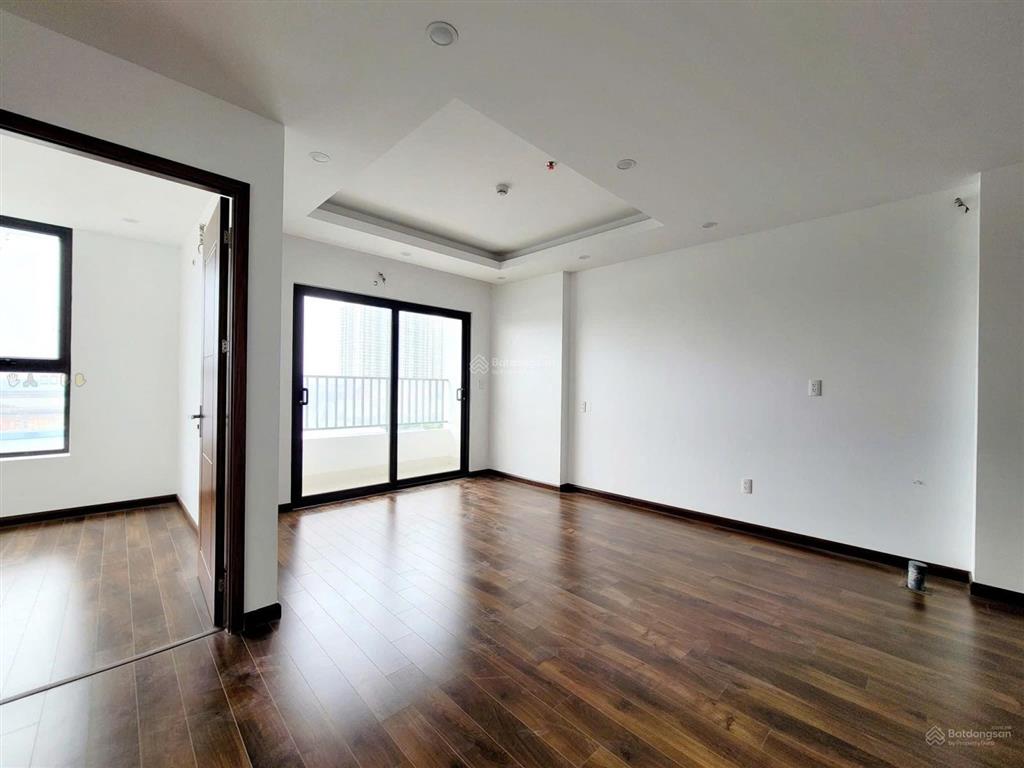 Cho thuê căn hộ 2pn, 60m2, giá siêu hời 6 triệu, tại chung cư benhill, bình dương