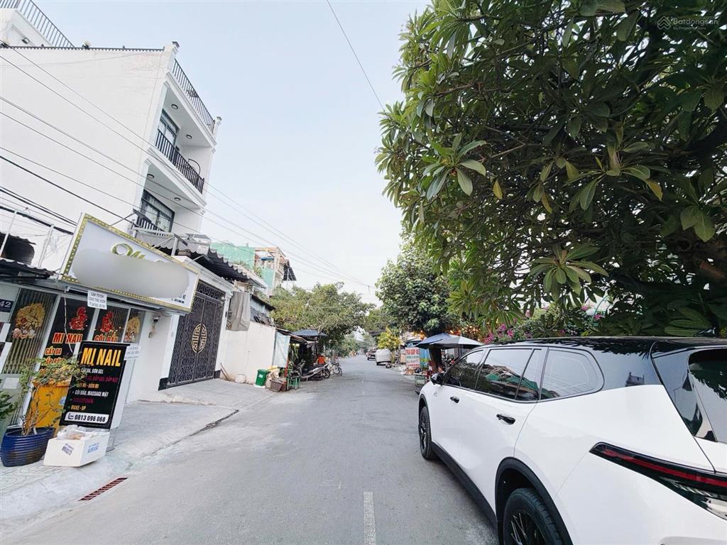 Bán nhà mặt tiền đường số p. tân quy, quận 7  4,1x24m  cạnh lottemart  giá tốt chỉ 13,8 tỷ