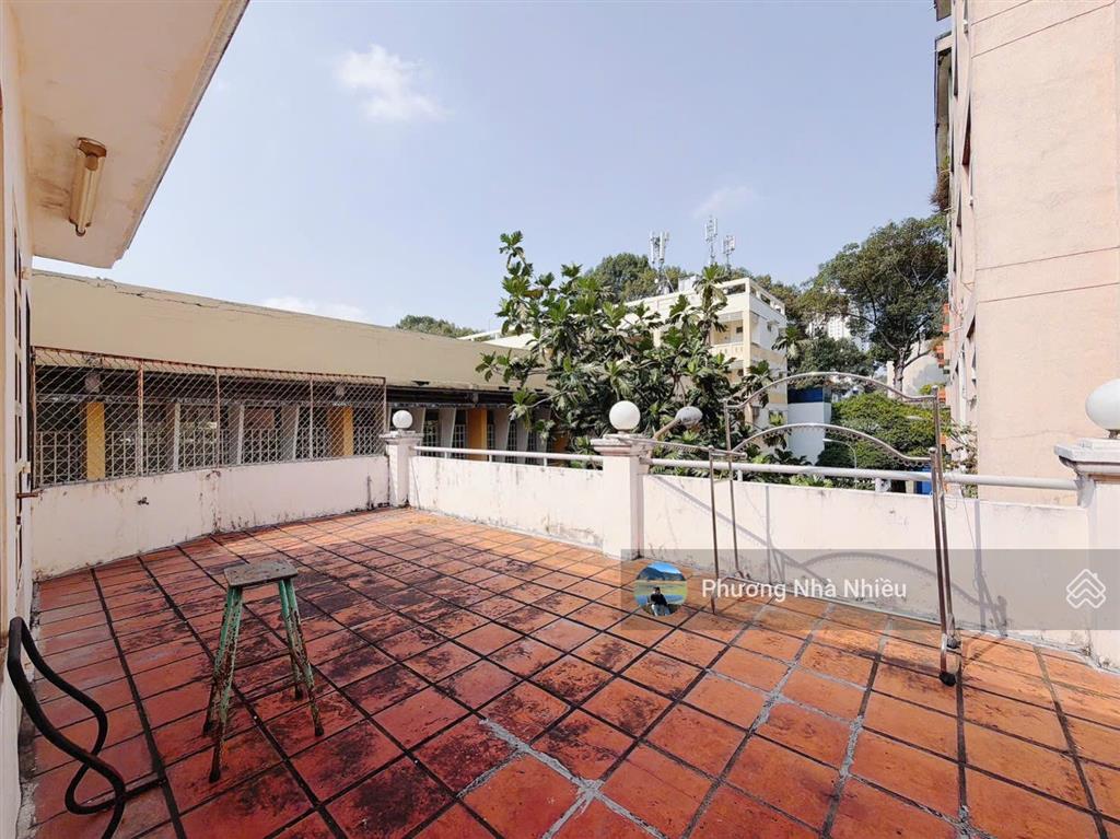 Nhà 1 đời chủ xe hơi ngủ tận nhà đường ngô quyền, quận 5  nhà 4 tầng  58m2  ngang 14m  8,5 tỷ