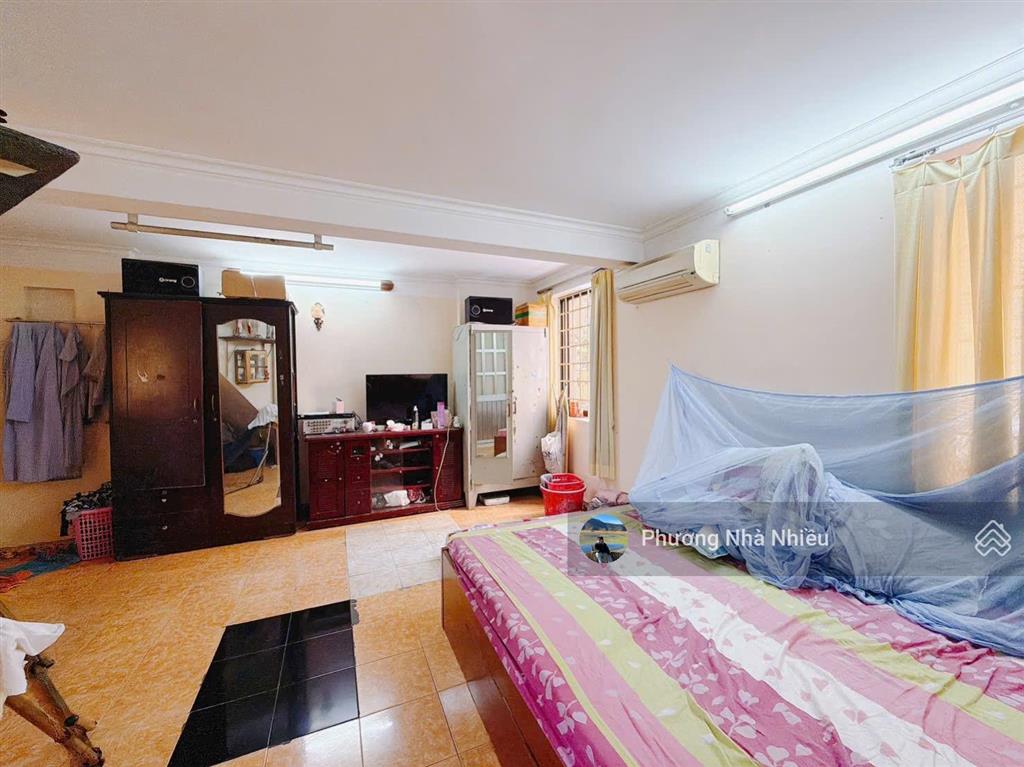 Nhà 1 đời chủ xe hơi ngủ tận nhà đường ngô quyền, quận 5  nhà 4 tầng  58m2  ngang 14m  8,5 tỷ