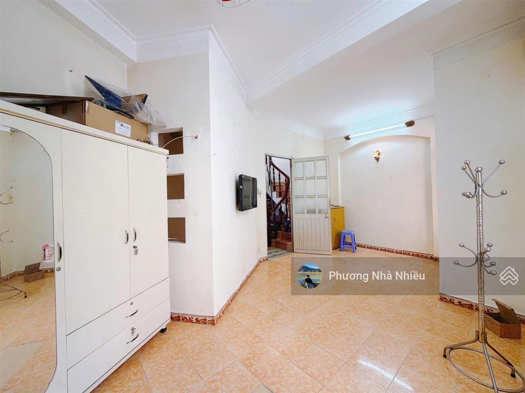 Nhà 1 đời chủ xe hơi ngủ tận nhà đường ngô quyền, quận 5  nhà 4 tầng  58m2  ngang 14m  8,5 tỷ