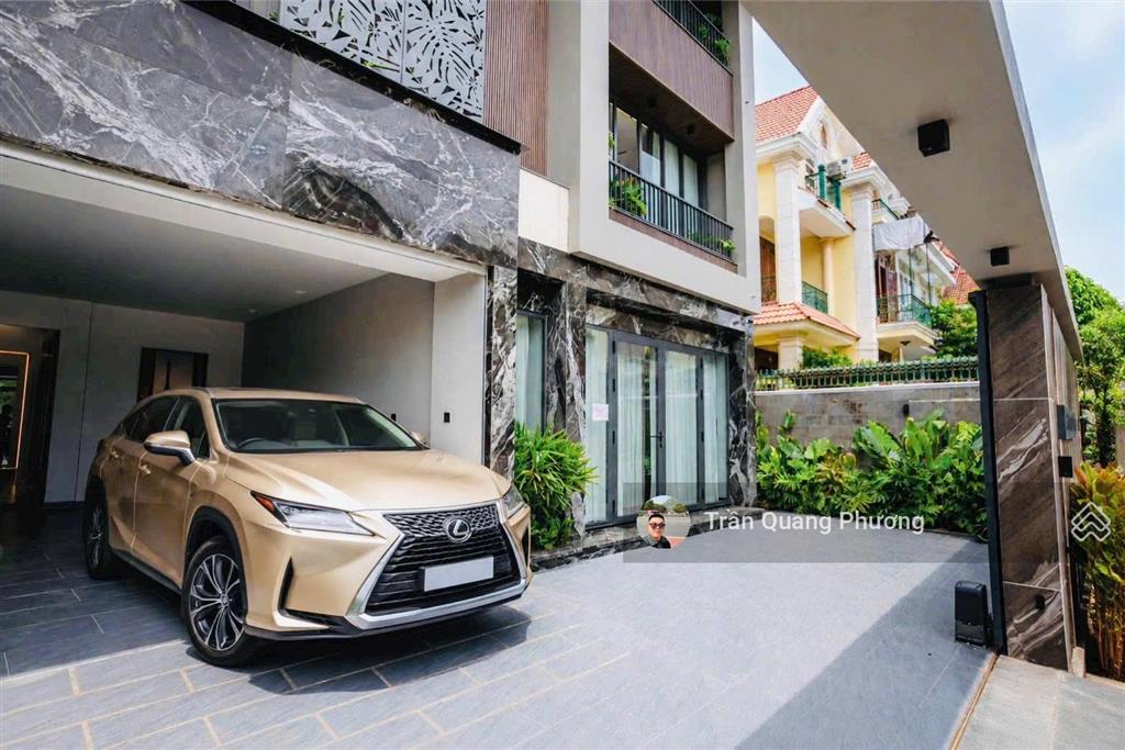 Biệt thự sân vườn view sông luxury house kdc tân qui đông, quận 7  11x20m  3 tầng  chỉ 51 tỷ