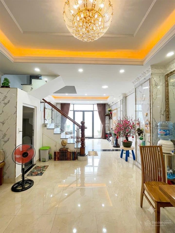 Quận 7 nhà chính chủ huỳnh tấn phát, 4 tầng  5x12m  cạnh hẻm xe hơi  chỉ 7,9 tỷ