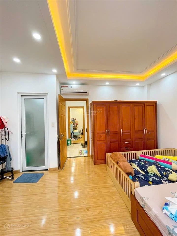 Quận 7 nhà chính chủ huỳnh tấn phát, 4 tầng  5x12m  cạnh hẻm xe hơi  chỉ 7,9 tỷ