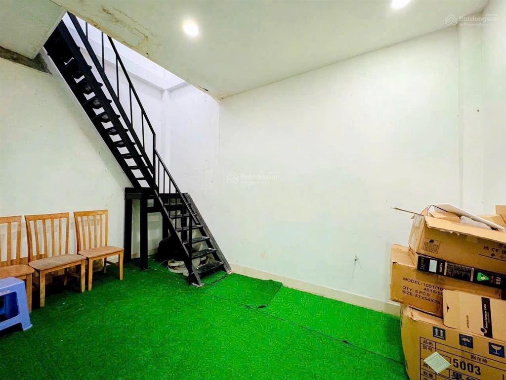 Quận 7 bán nhà hẻm xe hơi đường lê thị chợ kế phú mỹ hưng  4 tầng  4.8x13m  chỉ 9,7 tỷ