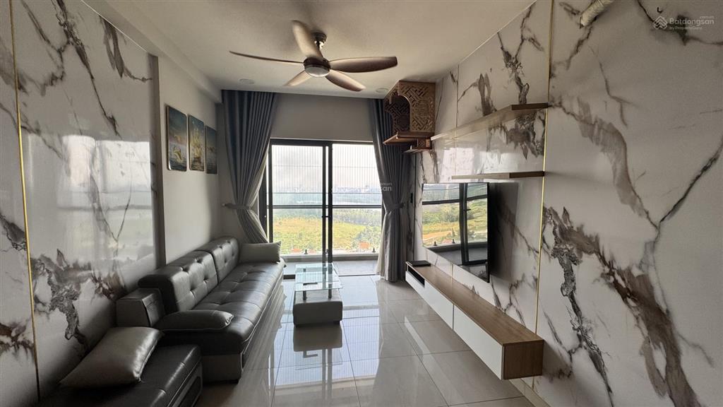 Hàng hiếm  cho thuê căn góc 89m2 3pn full nội thất  view hồ đá  tầng cao mát mẻ ht pearl