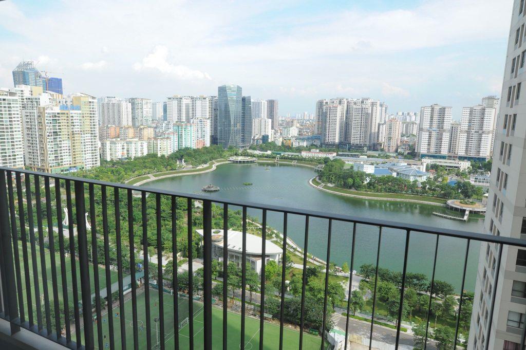 Bán căn 2PN Vinhomes D'Capitale Trần Duy Hưng view hồ chỉ 9 t.ỷ