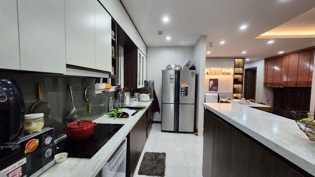 BÁN GẤP CĂN 3PN Seasons Avenue, có slot oto, giá 9ty