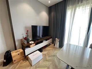 Bán gấp căn 2PN-76m2 Vinhomes D'Capitale, full đồ, giá 8.8 tỷ