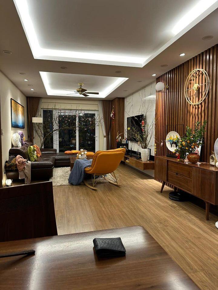 BÁN GẤP căn hộ 2 ngủ tại 24T3 Hapulico - Thanh Xuân Complex, giá 10 tỷ