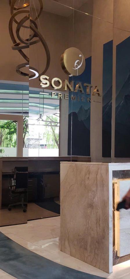 Bán căn hộ 2 NGỦ tại Seasons Avenue - FULL ĐỒ, giá 7.3 tỷ