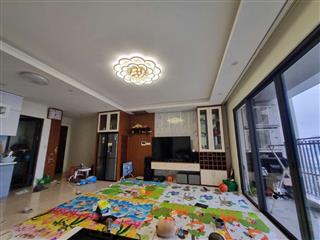 Bán căn hộ 3PN-95m2 tại VINHOMES D'CAPITALE, view hồ, full nội thất, giá 11.8 tỷ