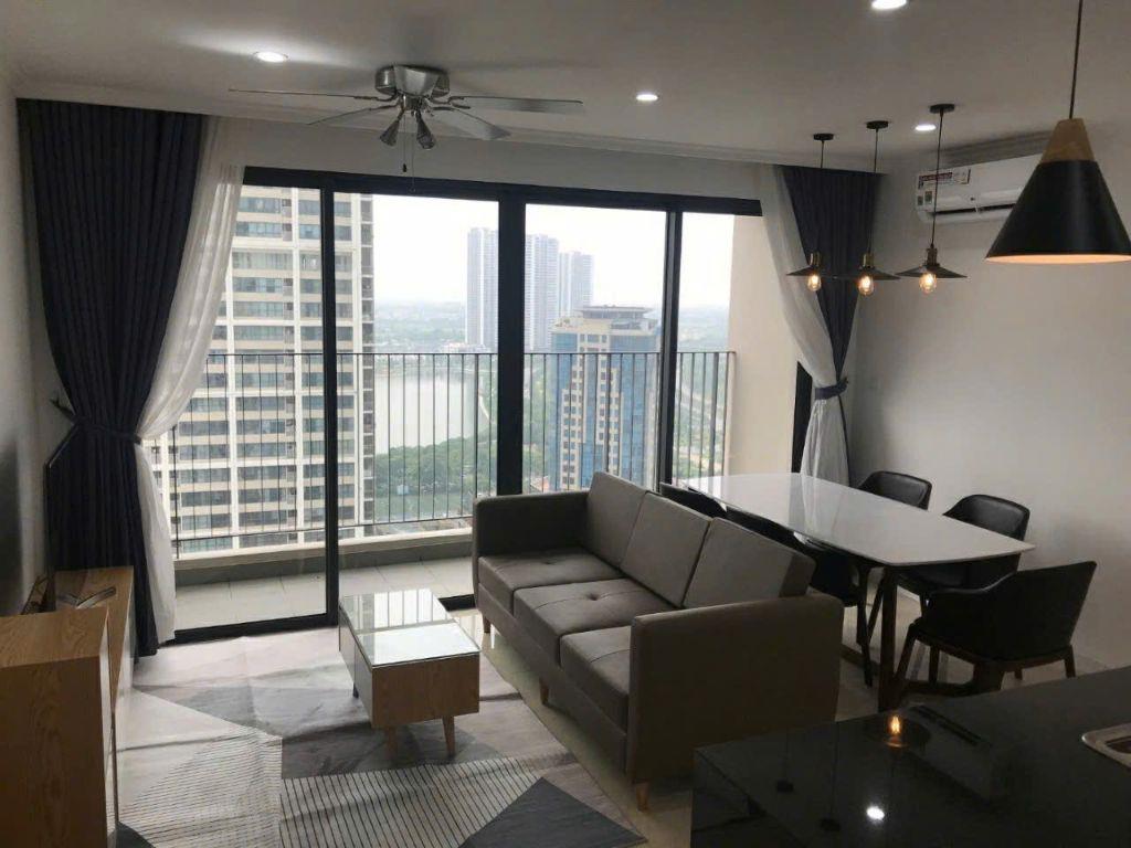 Bán căn 2PN rộng 81m² tại D'Capitale Trần Duy Hưng, view hồ, giá 10 tỷ