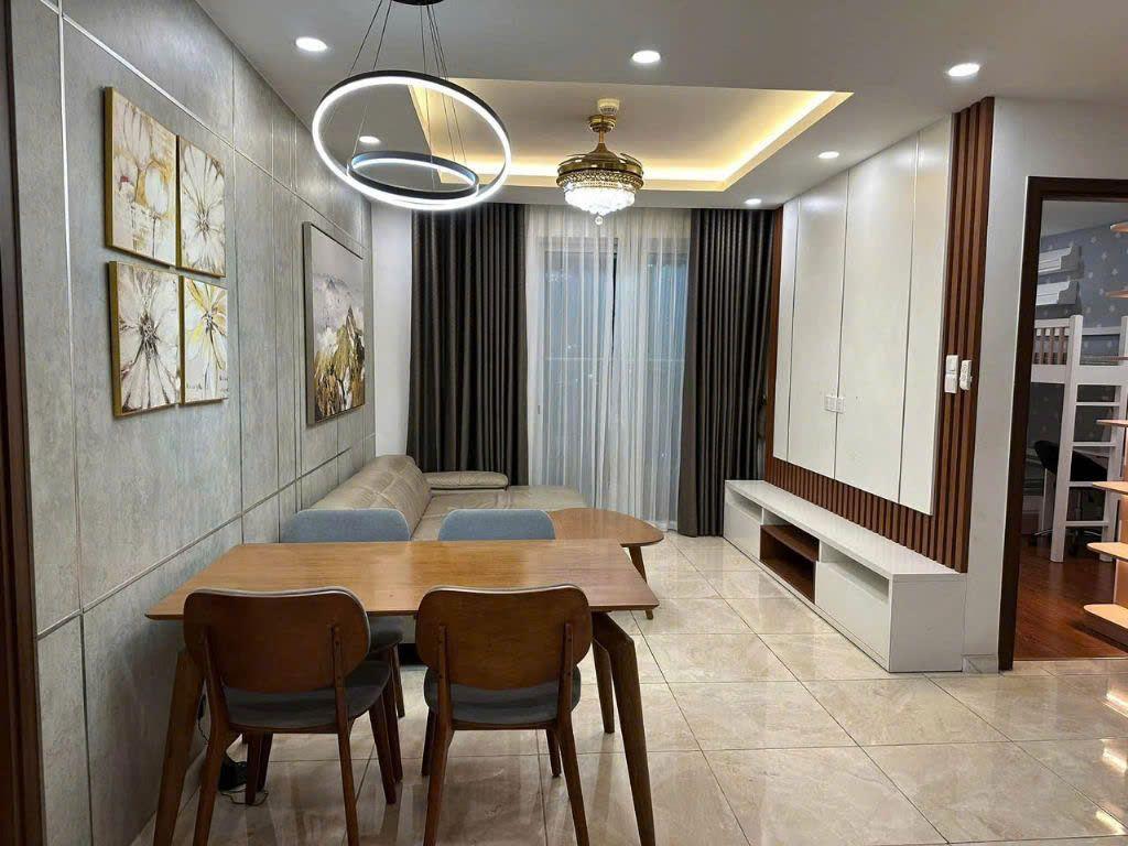  Cần bán căn hộ 2PN-76m2 SEASONS AVENUE, full đồ, giá 6.5 tỷ