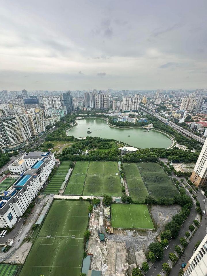 Cần bán căn 3PN-95m2 VINHOMES D'CAPITALE, view hồ tòa C6, nhỉnh 12 tỷ