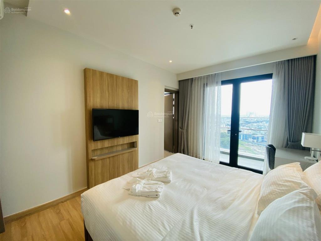 Cho thuê zenity 3pn 116m² có 2 ban công nội thất đẹp  49tr/tháng