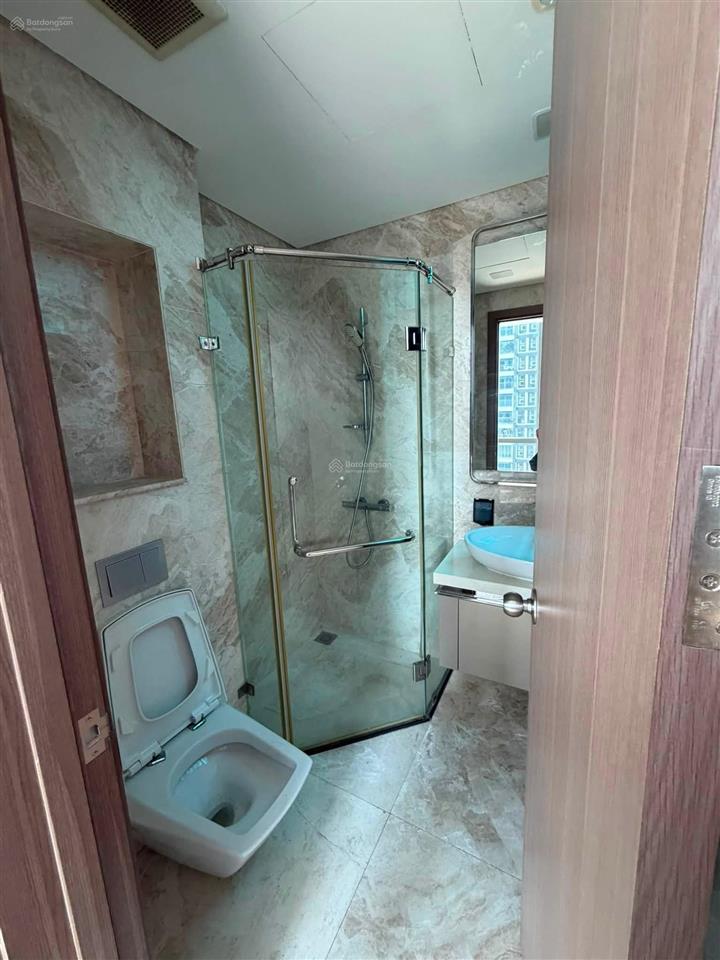 English below  cho thuê căn hộ tại tháp landmark 81 2pn 78m2 nội thất cơ bản  30tr (giá thật).