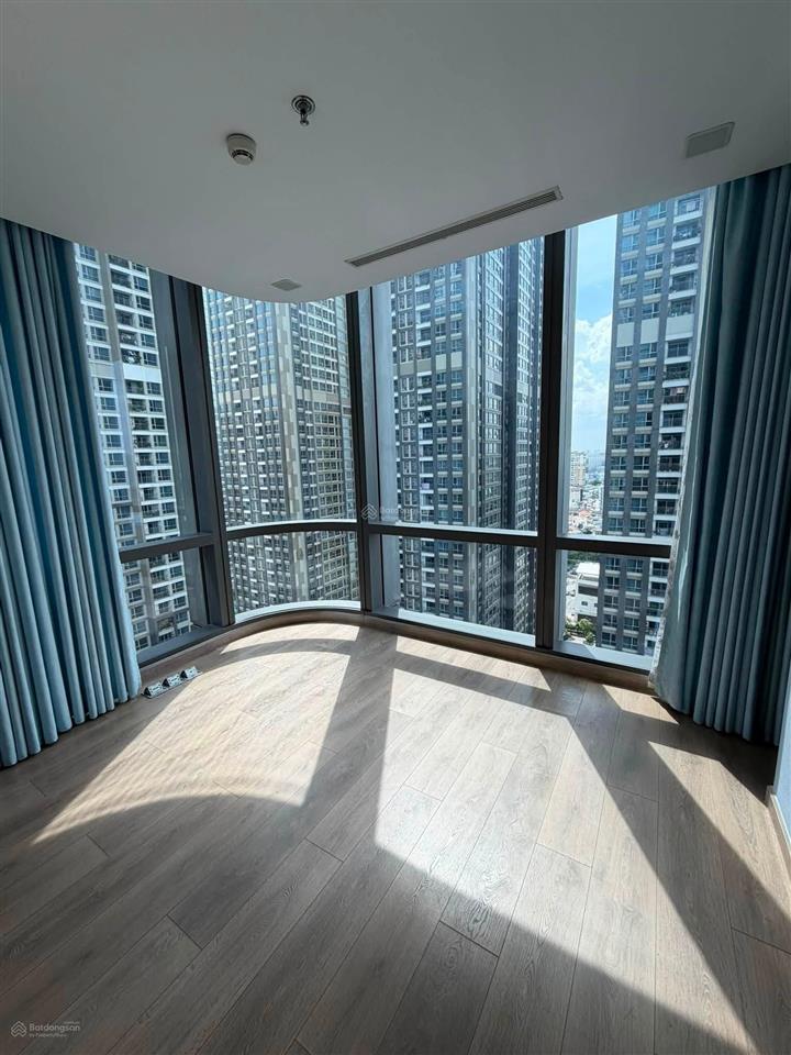 English below  cho thuê căn hộ tại tháp landmark 81 2pn 78m2 nội thất cơ bản  30tr (giá thật).