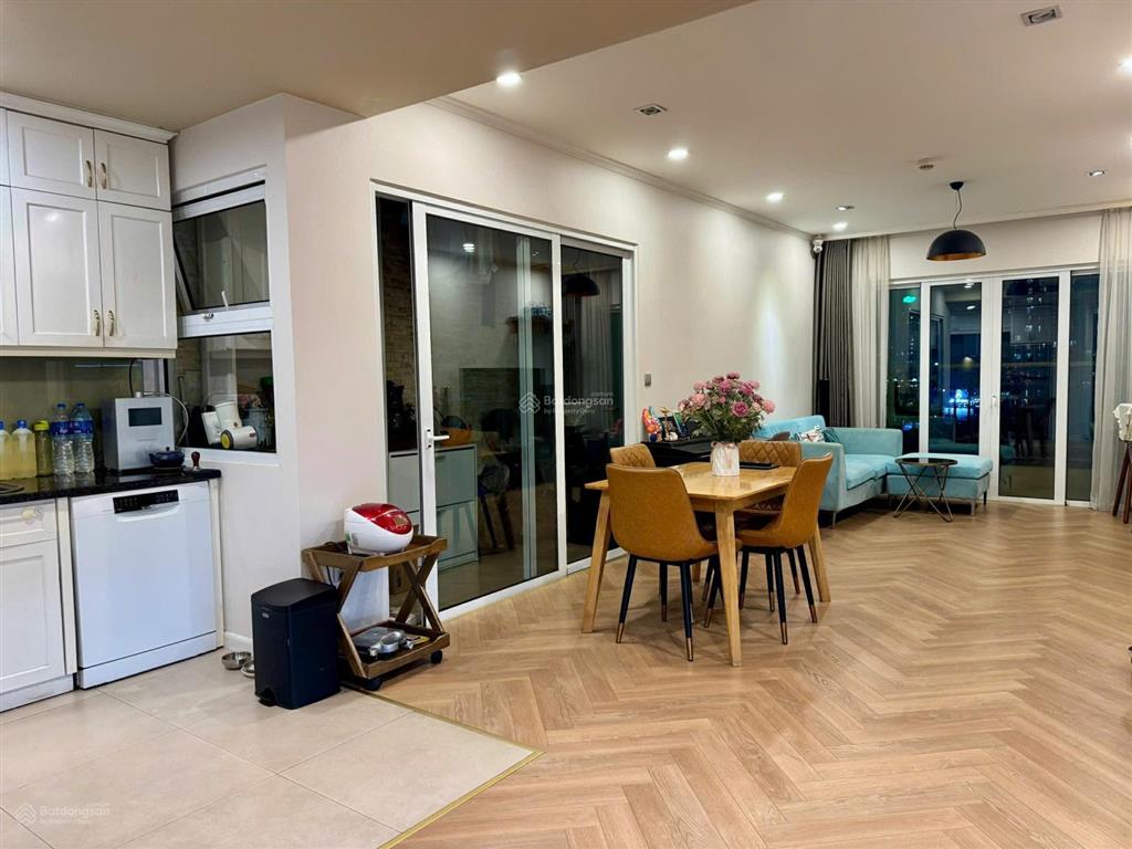 Bán căn 2pn 95m siêu rộng giá tốt hiếm có tại hòa bình green city