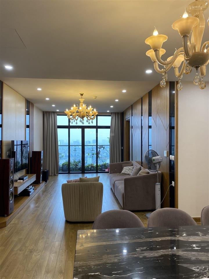 [chính chủ] bán gấp căn 3pn view phố, có slot ô tô, đơn giá nhỉnh 180 triệu, hỗ trợ từ az