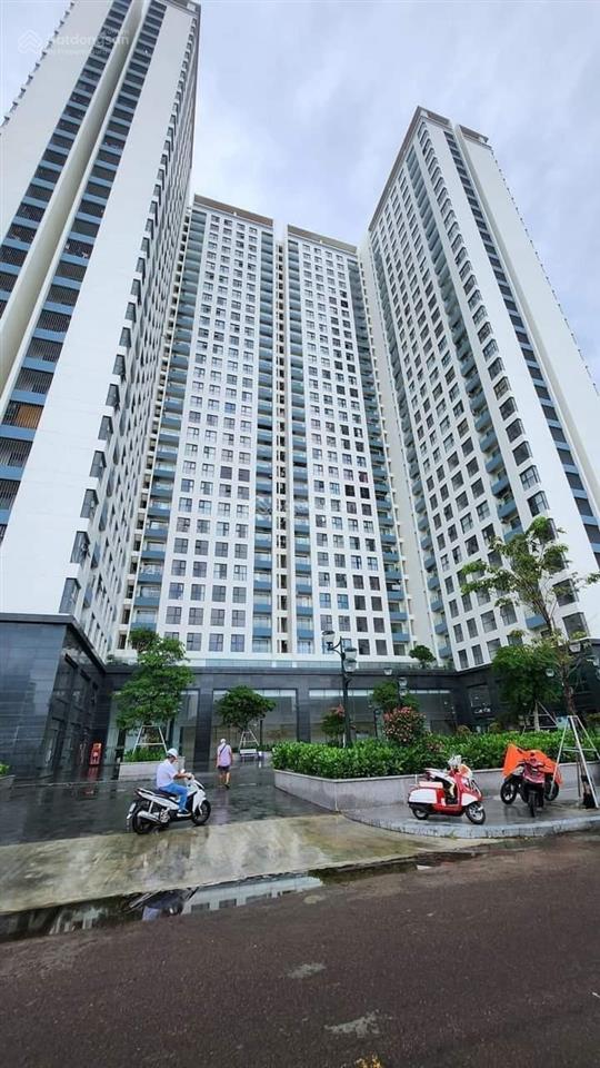 Chuyển nhượng 86m2  3pn, 2wc  view biển full nội thất  sổ sẵn lâu dài  vay bidv